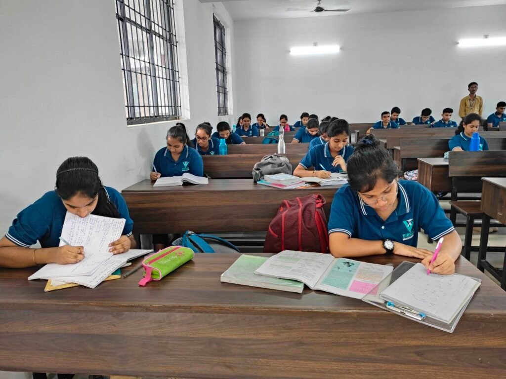 new-vibrant-pu-college-classroom